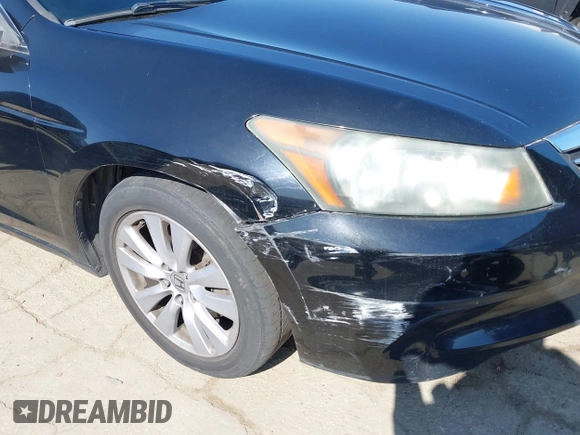 2011 Honda Accord EX z VIN 1HGCP2F70BA036181, wystawiony jako IAAI lot #41996641 z przebiegiem 214 601 mil mil oraz . Historia ofert i sprzedaży dostępna na DreamBid. Obrazek 20.