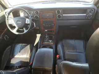 2010 Jeep Commander Limited z VIN 1J4RG5GT0AC153228, wystawiony jako Copart lot #75686884 z przebiegiem 178 715 mil mil oraz Szkoda całkowita • Salvage title. Historia ofert i sprzedaży dostępna na DreamBid. Obrazek 8.
