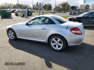 2008 Mercedes-Benz SLK-Class 3.0L with VIN WDBWK54F08F187697, listed as a Copart auction lot 47500965 with 111,885 mi miles and Salvage Title. Bid and sale history available at carsss.com. Image 2.