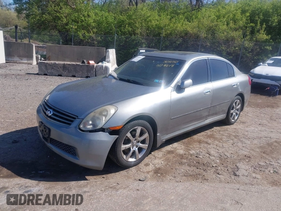 2005 Infiniti G35 with VIN JNKCV51F15M308050, listed as a IAAI auction lot 42048464 with Not Provided miles. Bid and sale history available at carsss.com. Image 2.