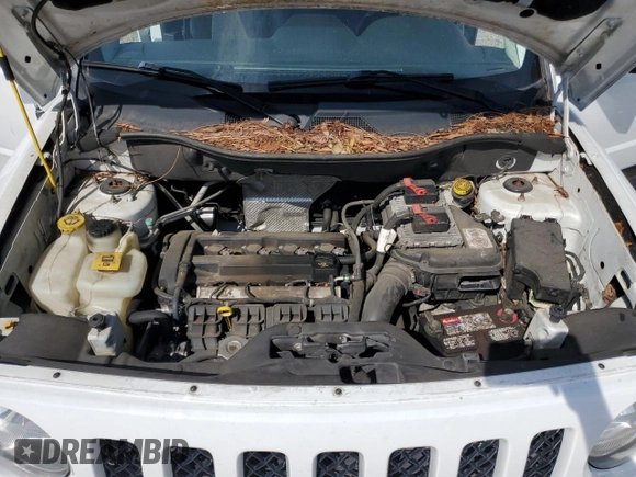 2016 Jeep Patriot Sport z VIN 1C4NJPBA3GD601892, wystawiony jako Copart lot #60680425 z przebiegiem 133 995 mil mil oraz Szkoda całkowita • Salvage title. Historia ofert i sprzedaży dostępna na DreamBid. Obrazek 12.