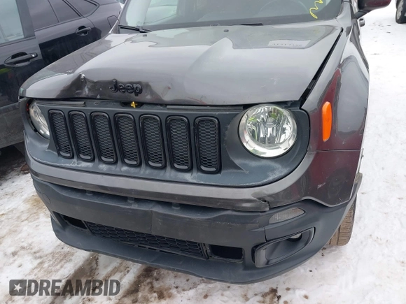 2016 Jeep Renegade Latitude with VIN ZACCJBBT7GPD59282, listed as a IAAI auction lot 41314758 with 137,369 mi miles. Bid and sale history available at carsss.com. Image 6.