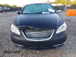 2012 Chrysler 200 Limited with VIN 1C3CCBCB3CN307591, listed as a IAAI auction lot 41970488 with 187,246 mi miles. Bid and sale history available at carsss.com. Image 6.