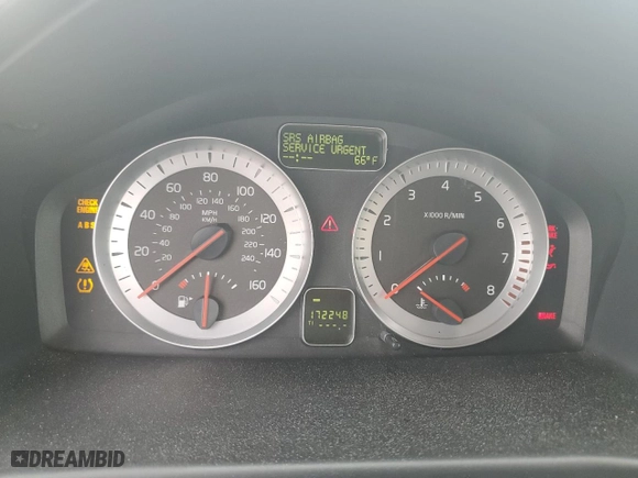2012 Volvo C70 T5 with VIN YV1672MC9CJ123598, listed as a Copart auction lot 71211514 with 172,248 mi miles and Clean Title. Bid and sale history available at carsss.com. Image 9.