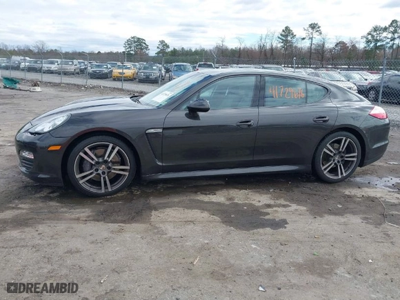 2012 Porsche Panamera with VIN WP0AA2A75CL073327, listed as a IAAI auction lot 41729676 with 83,457 mi miles. Bid and sale history available at carsss.com. Image 14.