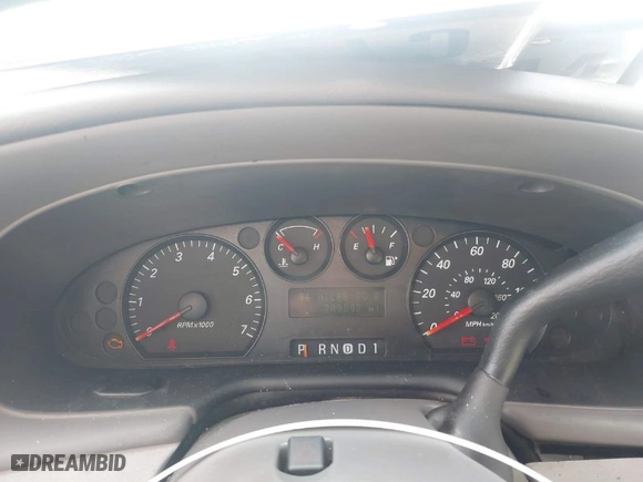 2005 Ford Taurus SE with VIN 1FAFP53U45A176669, listed as a IAAI auction lot 41357877 with 209392 miles. Bid and sale history available at carsss.com. Image 7.