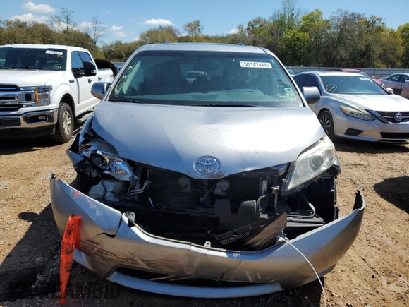 2015 Toyota Sienna XLE with VIN 5TDYK3DC2FS557260, listed as a Copart auction lot 50147465 with 177,492 mi miles and Salvage Title. Bid and sale history available at carsss.com. Image 5.