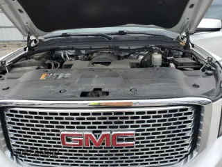 2017 GMC Yukon XL Denali with VIN 1GKS2HKJXHR209328, listed as a Copart auction lot 48726015 with 126,547 mi miles and Salvage Title. Bid and sale history available at carsss.com. Image 12.