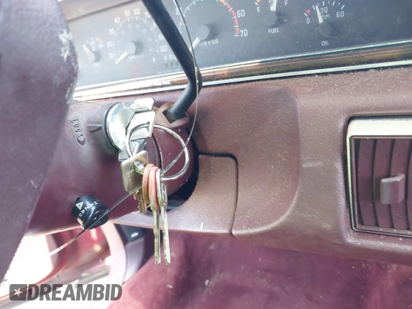 1993 Buick Roadmaster Ltd with VIN 1G4BT5374PR400327, listed as a IAAI auction lot 41987072 with 191,381 mi miles and . Bid and sale history available at DreamBid. Image 11.