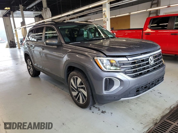 2024 Volkswagen Atlas SE with VIN 1V2HR2CA4RC557741, listed as a IAAI auction lot 42791846 with 20,380 mi miles and . Bid and sale history available at DreamBid. Image 12.