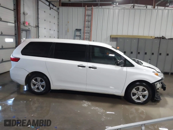 2015 Toyota Sienna L с VIN 5TDZK3DC3FS617518, выставлен на аукционе IAAI как лот 41566048 с пробегом 188 494 миль миль и . История ставок и продаж доступна на DreamBid. Изображение 14.