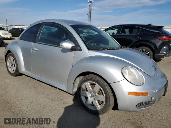 2007 Volkswagen Beetle с VIN 3VWPG31CX7M516620, выставлен на аукционе Copart как лот 46675985 с пробегом 151 292 миль миль и Списание • Salvage title. История ставок и продаж доступна на DreamBid. Изображение 4.