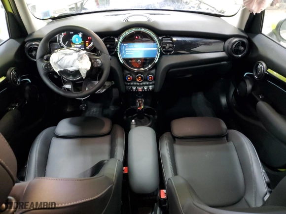 2024 MINI Hardtop 4 Door Cooper S with VIN WMW53DK08R2W05612, listed as a Copart auction lot 50173525 with 3,299 mi miles and Salvage Title. Bid and sale history available at carsss.com. Image 8.