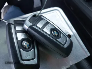 2011 BMW 7 Series 750Li с VIN WBAKB8C57BCY64762, выставлен на аукционе IAAI как лот 42521989 с пробегом 121 926 миль миль и . История ставок и продаж доступна на DreamBid. Изображение 11.