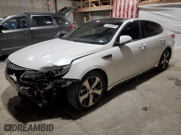 2016 Kia Optima SX Turbo with VIN 5XXGW4L27GG011734, listed as a Copart auction lot 45568905 with 142,900 mi miles and Salvage Title. Bid and sale history available at carsss.com. Image 1.