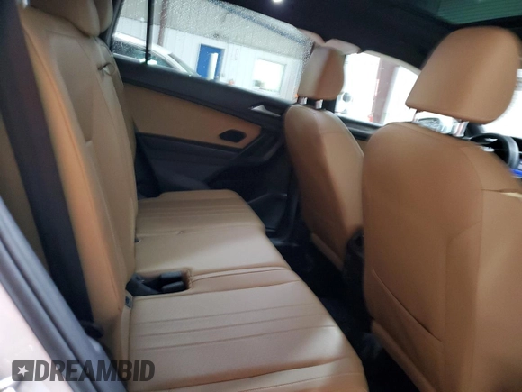 2022 Volkswagen Tiguan SE z VIN 3VV2B7AX9NM106198, wystawiony jako Copart lot #59867485 z przebiegiem 23 940 mil mil oraz Szkoda całkowita • Salvage title. Historia ofert i sprzedaży dostępna na DreamBid. Obrazek 11.