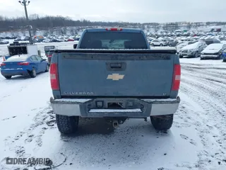 2007 Chevrolet Silverado 1500 LT w/1LT with VIN 2GCEK13M171527788, listed as a IAAI auction lot 41348280 with 136,305 mi miles. Bid and sale history available at carsss.com. Image 16.