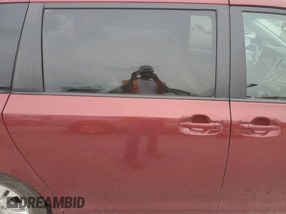 2011 Toyota Sienna XLE AAS with VIN 5TDYK3DC1BS140593, listed as a Copart auction lot 60745595 with 447,394 mi miles and Salvage title. Bid and sale history available at DreamBid. Image 10.