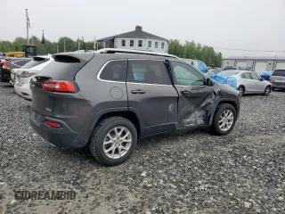 2017 Jeep Cherokee Latitude with VIN 1C4PJMCS8HW505261, listed as a Copart auction lot 60284375 with 37,744 mi miles and Salvage title. Bid and sale history available at DreamBid. Image 3.