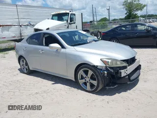 2011 Lexus IS 250 with VIN JTHBF5C26B5138101, listed as a IAAI auction lot 39449828 with 137,374 mi miles. Bid and sale history available at carsss.com. Image 1.