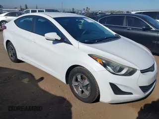 2015 Hyundai Elantra SE z VIN 5NPDH4AE8FH651884, wystawiony jako IAAI lot #42328121 z przebiegiem 128 520 mil mil oraz . Historia ofert i sprzedaży dostępna na DreamBid. Obrazek 1.