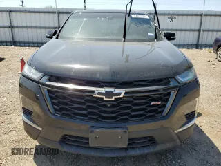 2023 Chevrolet Traverse RS z VIN 1GNERJKWXPJ131449, wystawiony jako Copart lot #52819995 z przebiegiem 48 126 mil mil oraz Szkoda całkowita • Salvage title. Historia ofert i sprzedaży dostępna na DreamBid. Obrazek 5.