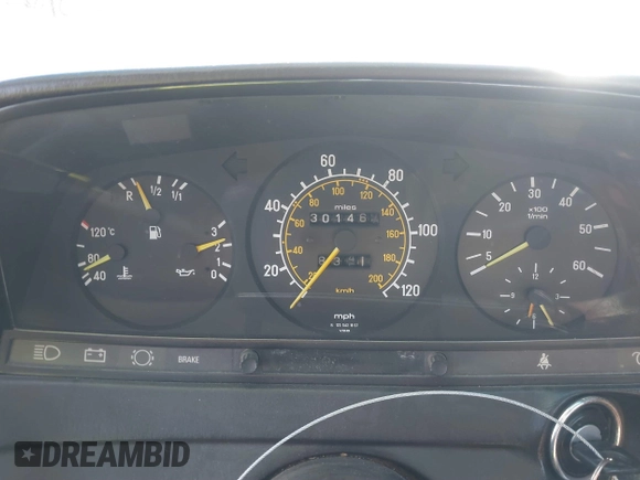 1983 Mercedes-Benz 300 with VIN WDBAB53A3DB003709, listed as a IAAI auction lot 41662930 with 301,467 mi miles and . Bid and sale history available at DreamBid. Image 7.