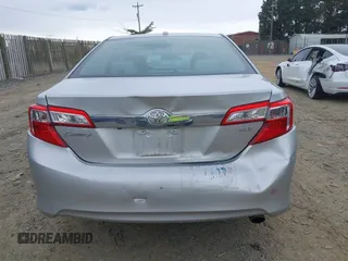 2014 Toyota Camry L with VIN 4T4BF1FK3ER417314, listed as a IAAI auction lot 41711172 with 117,246 mi miles. Bid and sale history available at carsss.com. Image 16.