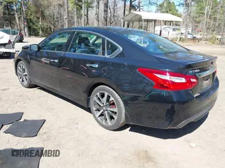 2016 Nissan Altima SR with VIN 1N4AL3AP5GC248462, listed as a IAAI auction lot 41866763 with 56,040 mi miles and . Bid and sale history available at carsss.com. Image 3.