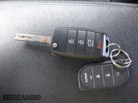 2018 Kia Optima LX z VIN 5XXGT4L32JG205418, wystawiony jako IAAI lot #42062997 z przebiegiem 103 126 mil mil oraz . Historia ofert i sprzedaży dostępna na DreamBid. Obrazek 11.