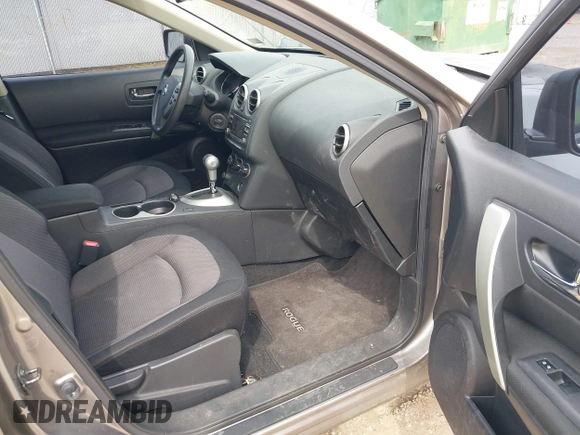 2013 Nissan Rogue SL with VIN JN8AS5MV1DW125484, listed as a IAAI auction lot 41929405 with 130,811 mi miles and . Bid and sale history available at DreamBid. Image 5.