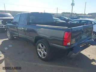 2003 Chevrolet Silverado 1500 LS with VIN 2GCEC19X431138524, listed as a IAAI auction lot 41729057 with 295,394 mi miles. Bid and sale history available at carsss.com. Image 3.