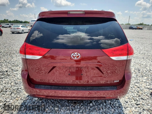 2012 Toyota Sienna XLE AAS с VIN 5TDYK3DC9CS242080, выставлен на аукционе Copart как лот 58374845 с пробегом 152 411 миль миль и Списание • Salvage title. История ставок и продаж доступна на DreamBid. Изображение 6.