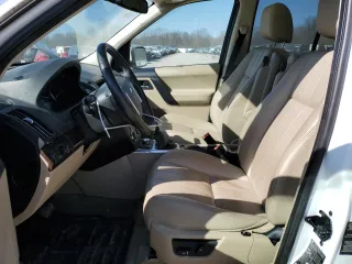 2012 Land Rover LR2 HSE with VIN SALFR2BN3CH281150, listed as a Copart auction lot 48700795 with 105,144 mi miles and Salvage title. Bid and sale history available at DreamBid. Image 7.