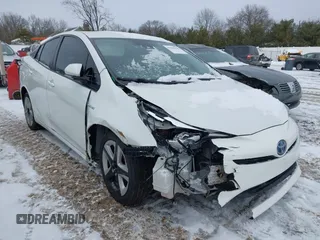 2016 Toyota Prius Four with VIN JTDKARFU9G3014895, listed as a IAAI auction lot 41606330 with 116,382 mi miles. Bid and sale history available at carsss.com. Image 6.