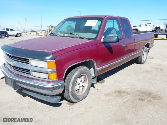 1995 Chevrolet C/K 1500 with VIN 1GCEC19K9SE171102, listed as a IAAI auction lot 41883173 with 219,652 mi miles. Bid and sale history available at carsss.com. Image 2.