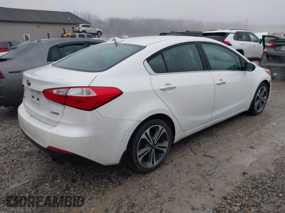 2015 Kia Forte EX with VIN KNAFZ4A86F5300520, listed as a IAAI auction lot 41473046 with 214,971 mi miles. Bid and sale history available at carsss.com. Image 4.