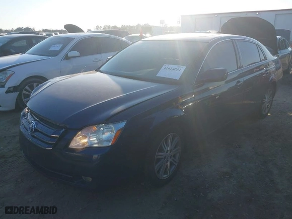 2006 Toyota Avalon XL with VIN 4T1BK36B76U070962, listed as a IAAI auction lot 41624051 with 147,966 mi miles. Bid and sale history available at carsss.com. Image 2.