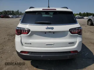 2023 Jeep Compass Latitude z VIN 3C4NJDBN6PT562209, wystawiony jako Copart lot #59638715 z przebiegiem 45 360 mil mil oraz Szkoda całkowita • Salvage title. Historia ofert i sprzedaży dostępna na DreamBid. Obrazek 6.