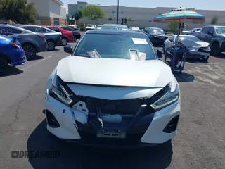 2021 Nissan Maxima SR с VIN 1N4AA6EV4MC515490, выставлен на аукционе IAAI как лот 42218102 с пробегом 71 964 миль миль и . История ставок и продаж доступна на DreamBid. Изображение 12.