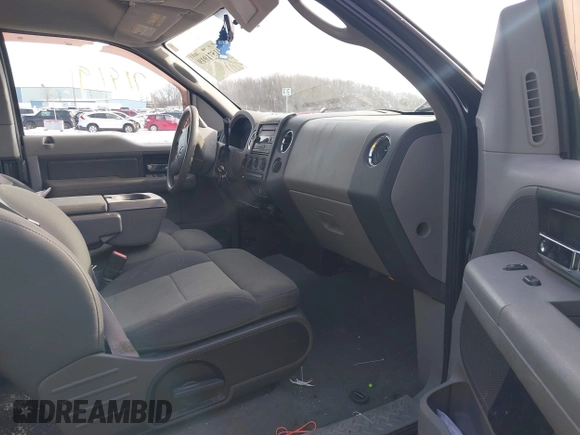 2008 Ford F-150 XLT with VIN 1FTPX14V18KB28561, listed as a IAAI auction lot 41571919 with 134,204 mi miles. Bid and sale history available at carsss.com. Image 5.