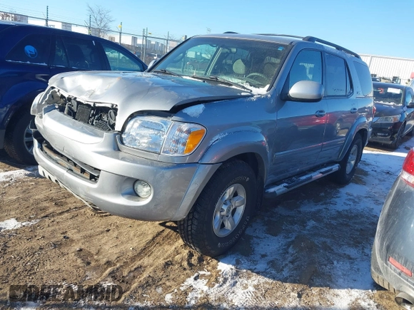 2005 Toyota Sequoia SR5 with VIN 5TDBT44A75S236420, listed as a IAAI auction lot 41296176 with 185,380 mi miles and . Bid and sale history available at DreamBid. Image 2.