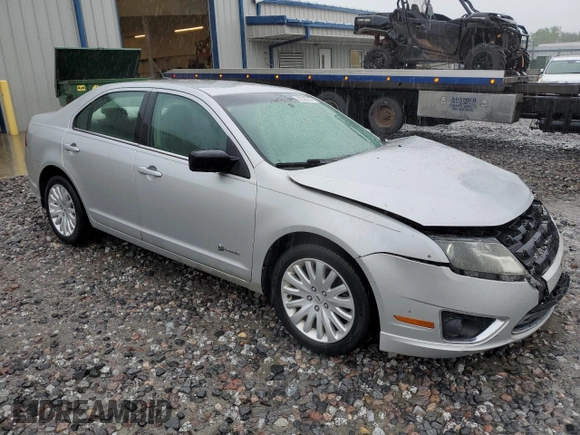 2010 Ford Fusion Hybrid with VIN 3FADP0L32AR142750, listed as a Copart auction lot 62395305 with 144,384 mi miles and Salvage title. Bid and sale history available at DreamBid. Image 4.