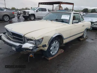 1983 Mercedes-Benz 380 SL with VIN WDBBA45A4DB026088, listed as a IAAI auction lot 41783726 with 239,227 mi miles and . Bid and sale history available at carsss.com. Image 2.