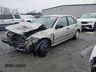 1998 Nissan Sentra XE z VIN 3N1AB41D5WL045702, wystawiony jako Copart lot #45149225 z przebiegiem 205 521 mil mil oraz Szkoda całkowita • Salvage title. Historia ofert i sprzedaży dostępna na DreamBid. Obrazek 1.