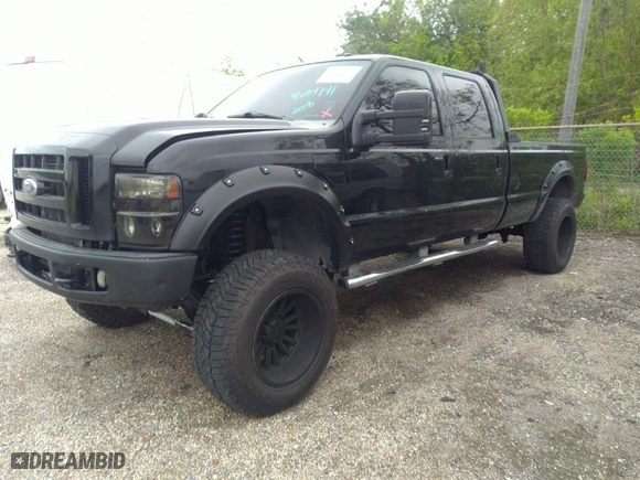 2008 Ford Super Duty F-250 SRW XL with VIN 1FTSW21R38EA03943, listed as a IAAI auction lot 41684741 with 224,884 mi miles. Bid and sale history available at carsss.com. Image 2.
