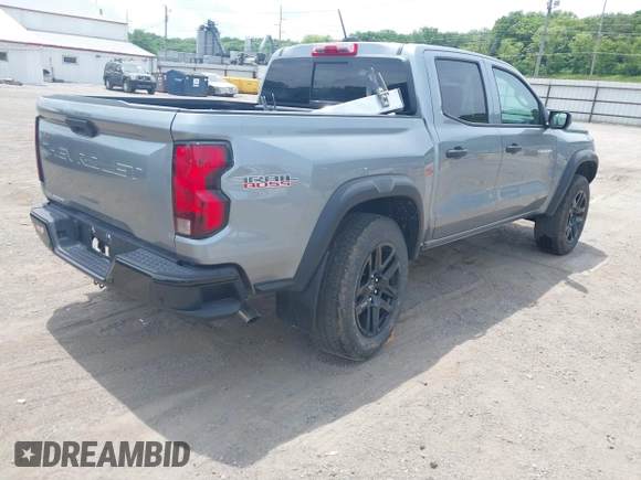 2024 Chevrolet Colorado 4WD Trail Boss with VIN 1GCPTEEK6R1293343, listed as a IAAI auction lot 42524617 with 5,284 mi miles and . Bid and sale history available at DreamBid. Image 4.