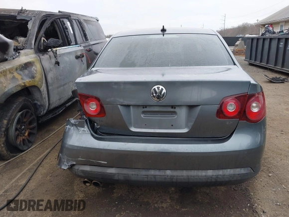2008 Volkswagen Jetta SE with VIN 3VWRZ81K58M123374, listed as a IAAI auction lot 41787147 with 180,895 mi miles and . Bid and sale history available at DreamBid. Image 16.