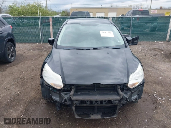 2012 Ford Focus SE with VIN 1FAHP3F27CL112277, listed as a IAAI auction lot 42053243 with 104,885 mi miles. Bid and sale history available at carsss.com. Image 13.