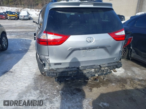 2016 Toyota Sienna Ltd with VIN 5TDDK3DC6GS133774, listed as a IAAI auction lot 41580518 with 247,193 mi miles. Bid and sale history available at carsss.com. Image 6.